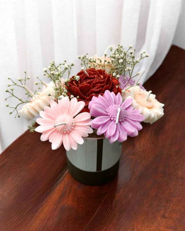 Cheerful Multicolor Scented Candles Box Bouquet | Set of 7 | 7 x 7 inches Fashion