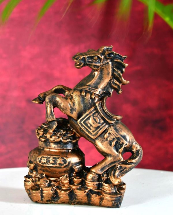 Chic Resin Coin Horse Holder | 3 x 4 x 11 inches on Sale