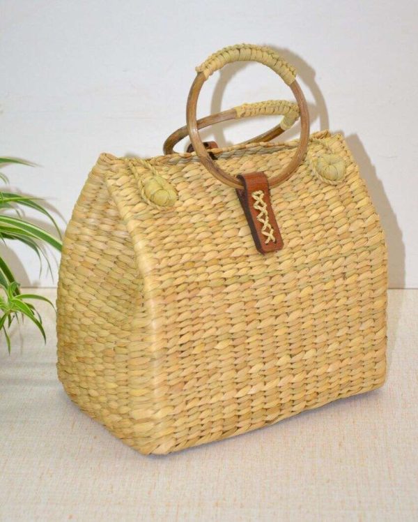 Charming Beige Kauna Picnic Basket | 10 x 7 inches For Discount