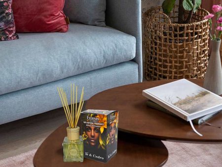 Elegant Aroma Te and Cedro Reed Diffuser With Ten Sticks | 4 x 2 x 4 inches Supply