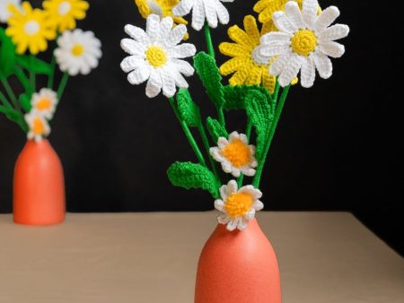 Delightful Daisy Vase and Flower Combo | 10 x 7 x 12 cm 4 x 3 x 5 inches Supply