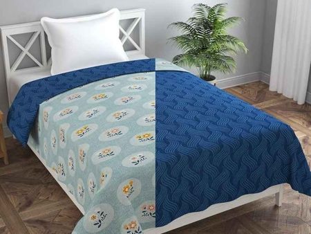 Reversible Blue Lehar & Flower in Circle Printed Kids Comfy Quilts Cover With Zipper For Cheap