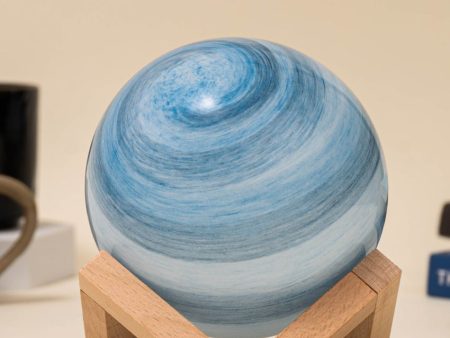 3D Color Changing Moon Lamp | Blue | 15 x 15 cm  6 x 6 inches For Sale