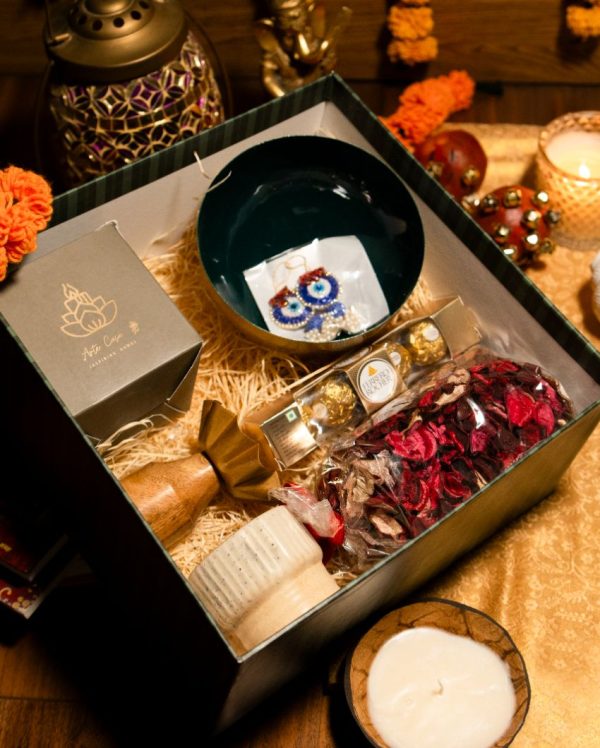 Radiant Festive Gift Box Set Discount