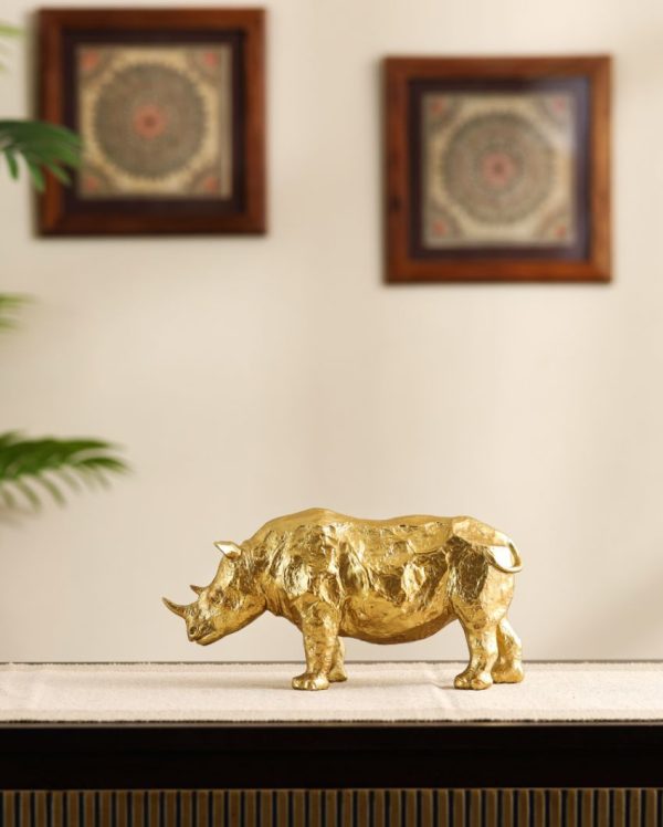 Majestic Resin Rhinoceros Figurine | 2 x 10 x 5 inches Online