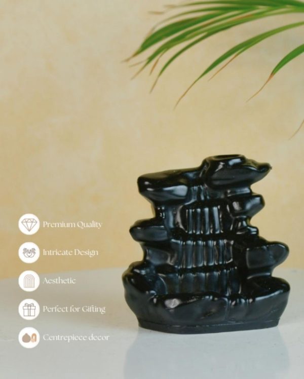 Enchanting Design Smoke Fountain Resin Showpiece | Set of 2 For Sale